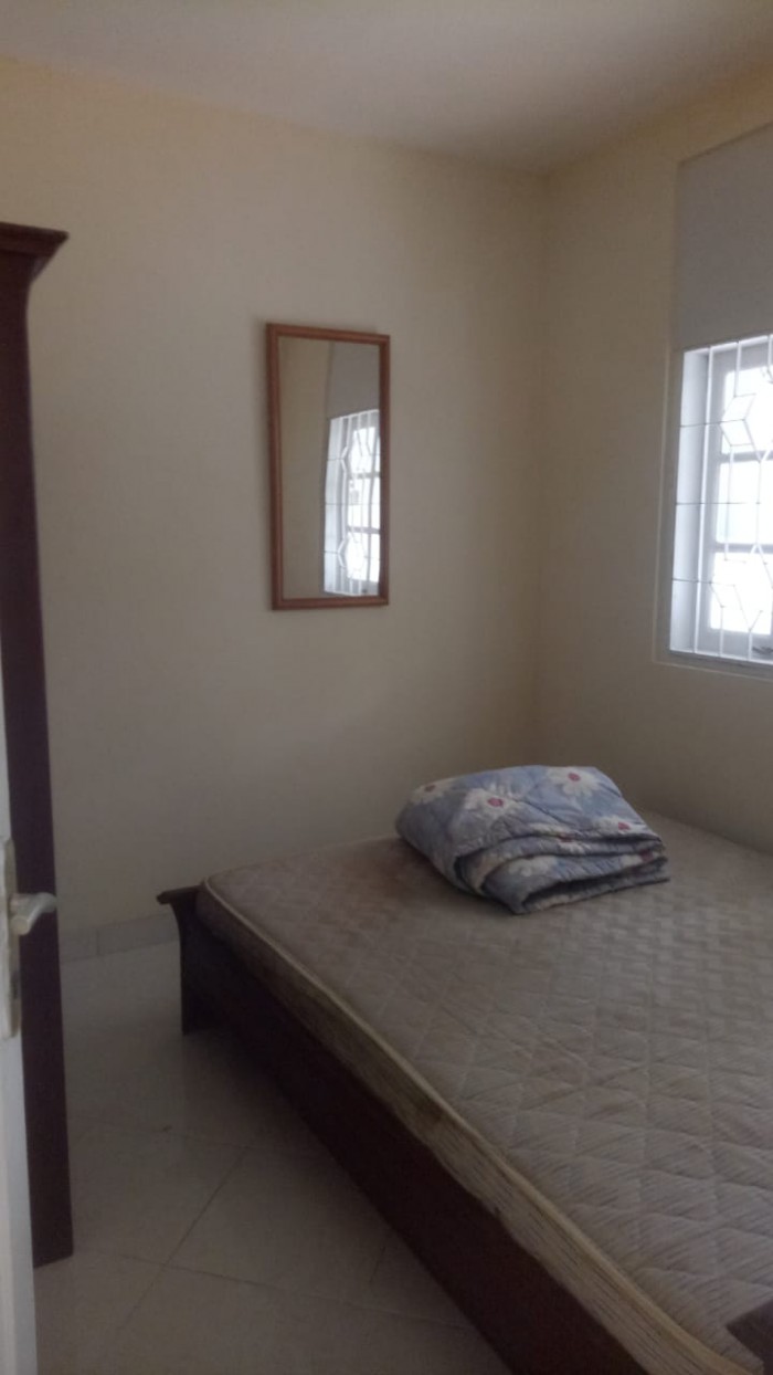 Rumah Dijual Fully Furnished di Cluster Meadow Green Lippo Cikarang